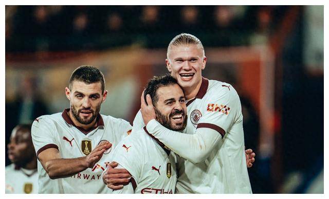 九游体验-法国队不断突破！，哈兰德连续五场比赛得分超过出色发挥上演精彩一战的简单介绍